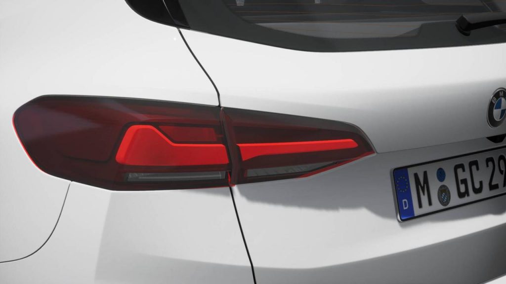BMW 216 i Active Tourer - 9