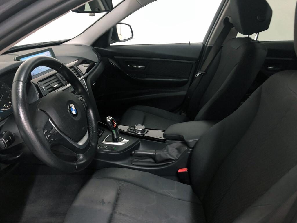 BMW 330 d xDrive Touring Luxury - 8