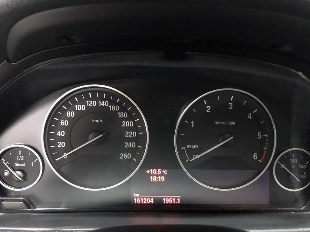 BMW 330 d xDrive Touring Luxury - 14