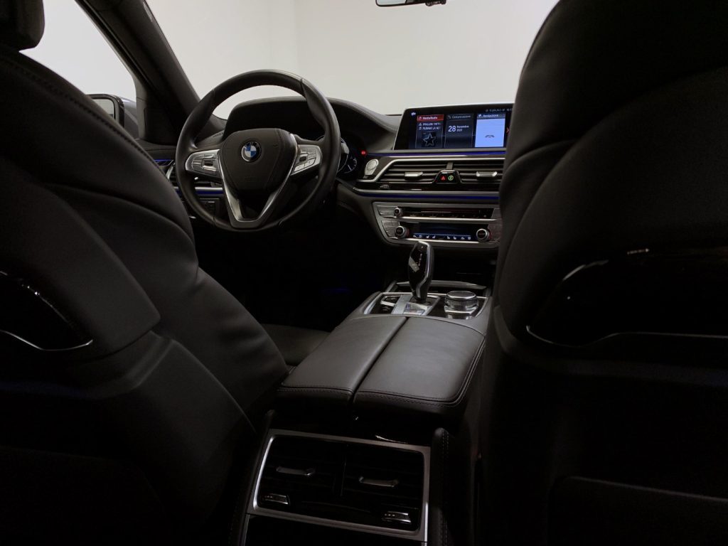 BMW 330 d xDrive Touring Luxury - 27