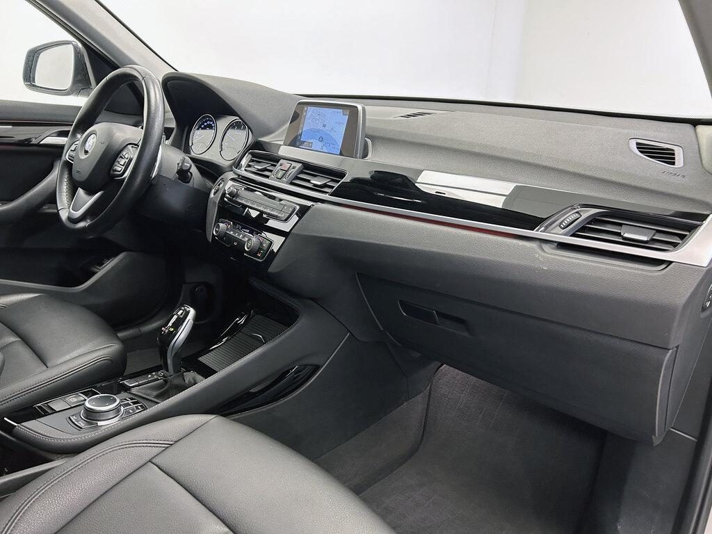 BMW X1 sDrive18d xLine - 10