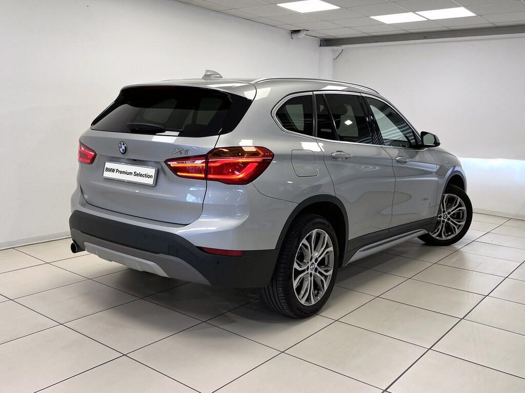 BMW X1 sDrive18d xLine - 2