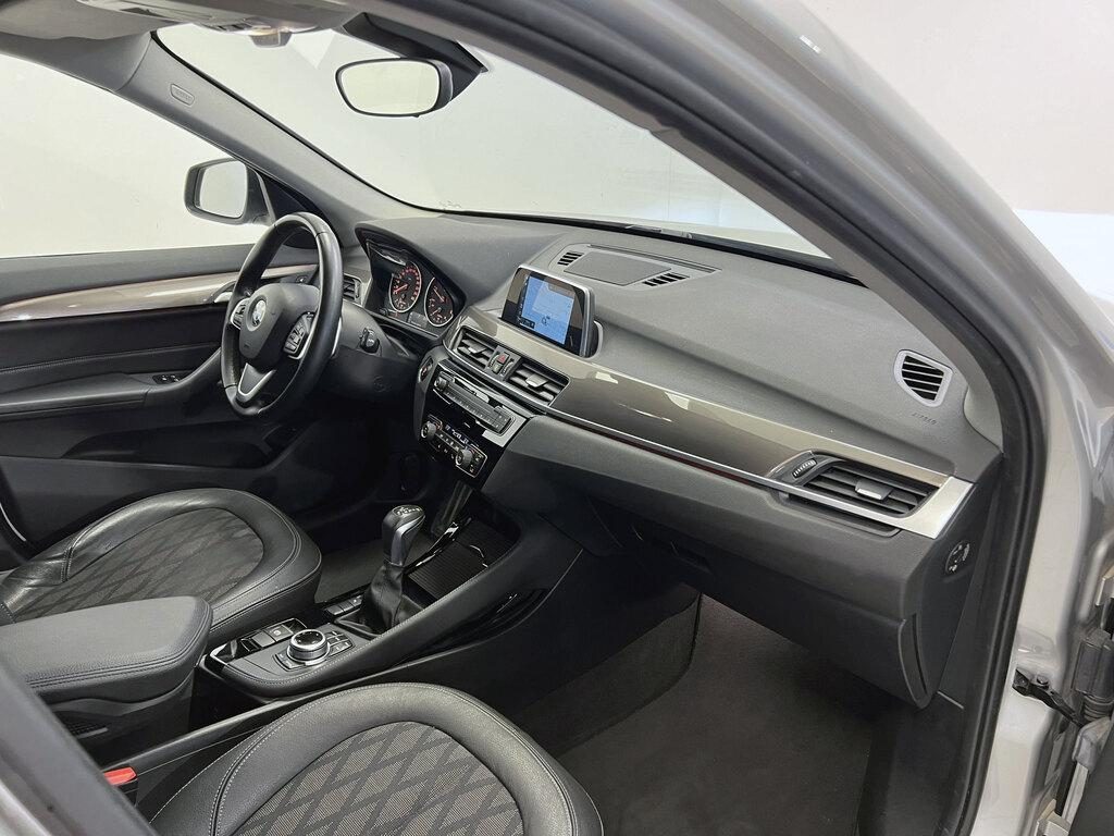 BMW X1 sDrive18d xLine - 10