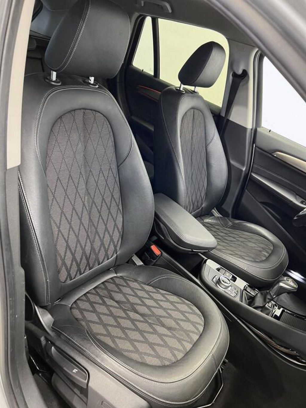 BMW X1 sDrive18d xLine - 11