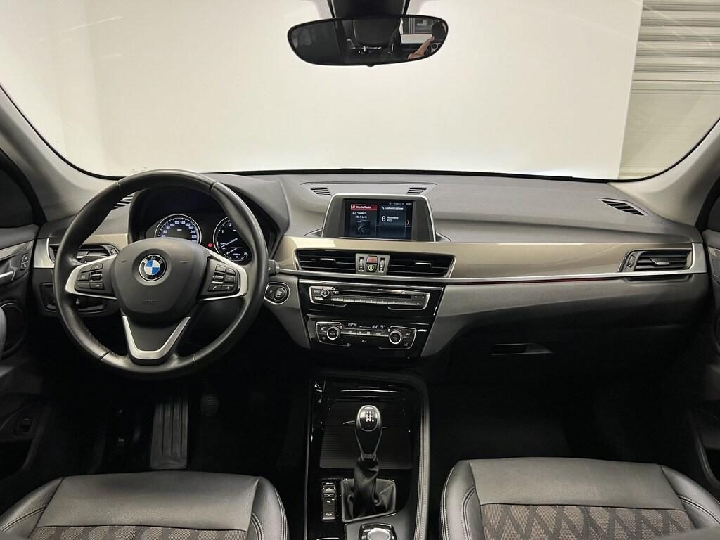 BMW X1 xDrive18d xLine - 6