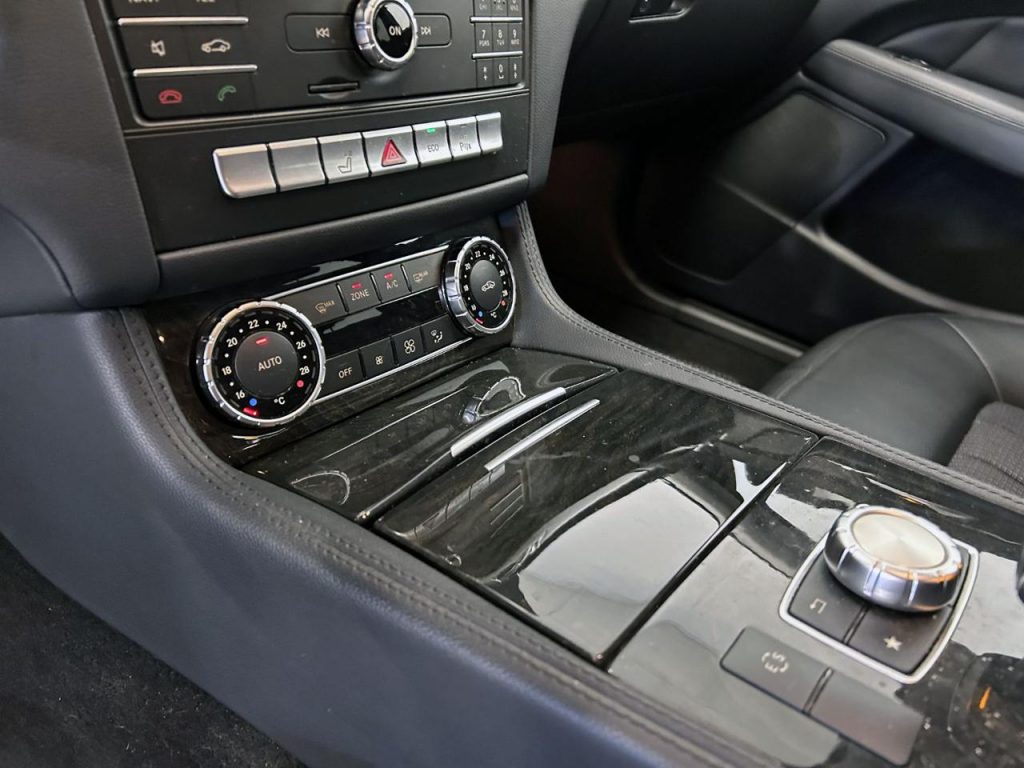 MERCEDES-BENZ CLS 250 SW BlueTEC 4Matic Sport - 9