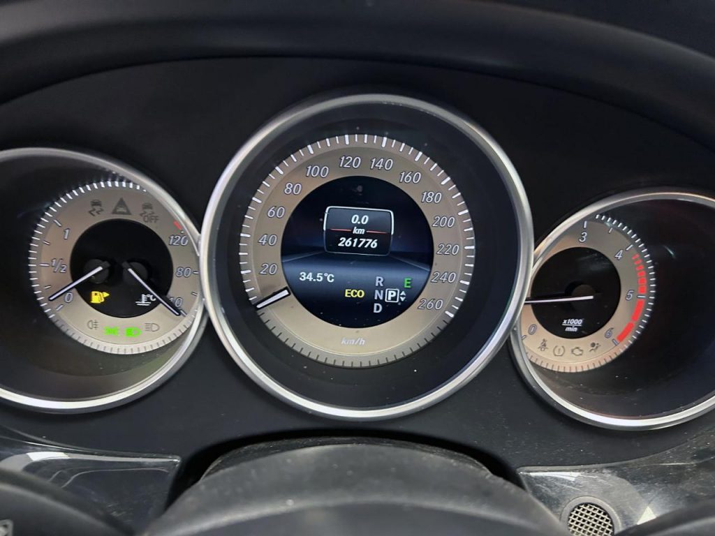MERCEDES-BENZ CLS 250 SW BlueTEC 4Matic Sport - 14