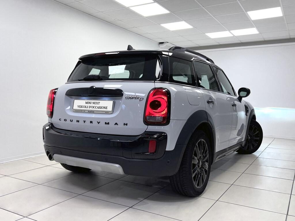 MINI Countryman Cooper D Black & White Edition - 2