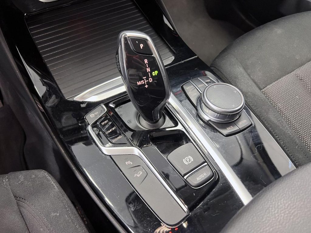 BMW X3 xDrive20d Business Advantage - 9