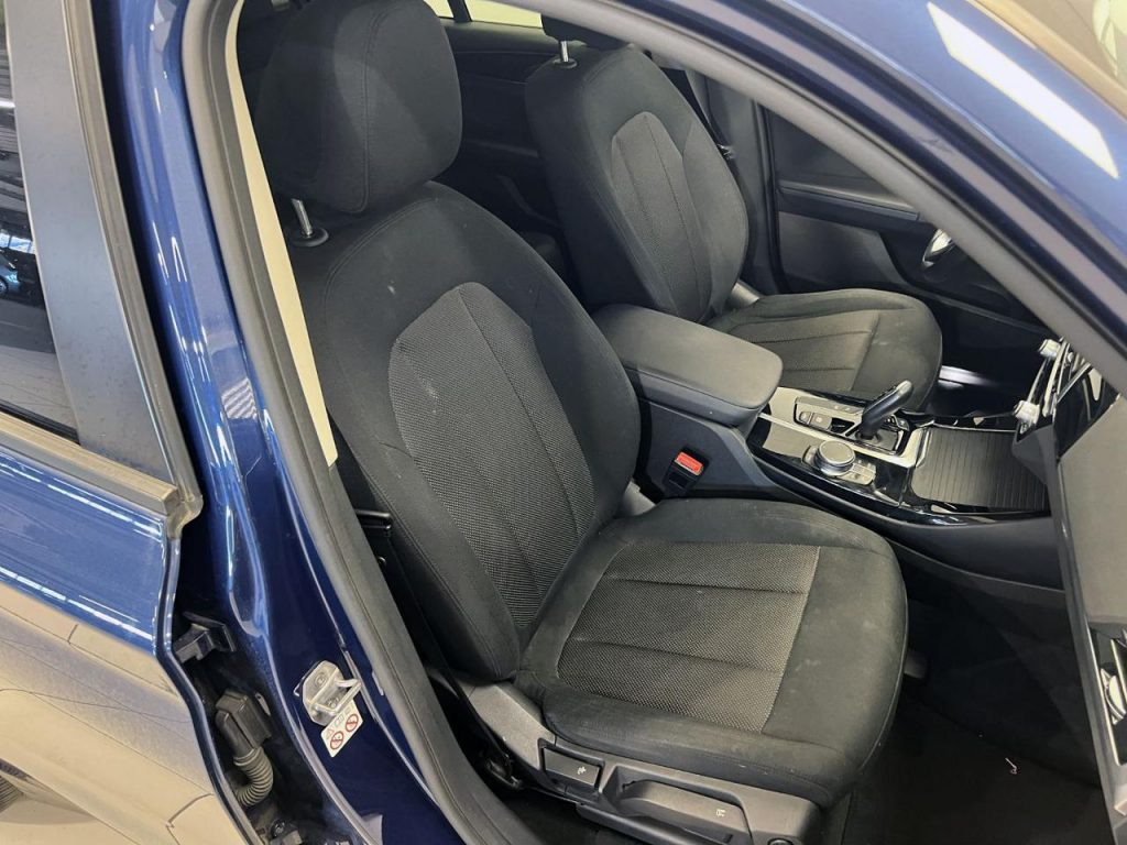 BMW X3 xDrive20d Business Advantage - 11