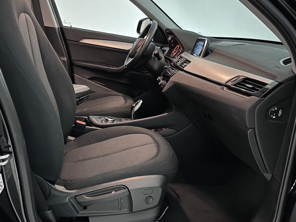 BMW X1 xDrive20d Advantage - 12