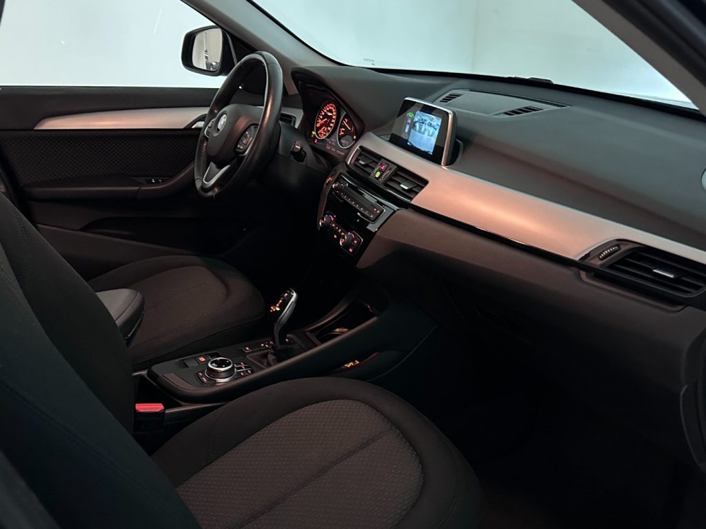 BMW X1 xDrive20d Advantage - 20