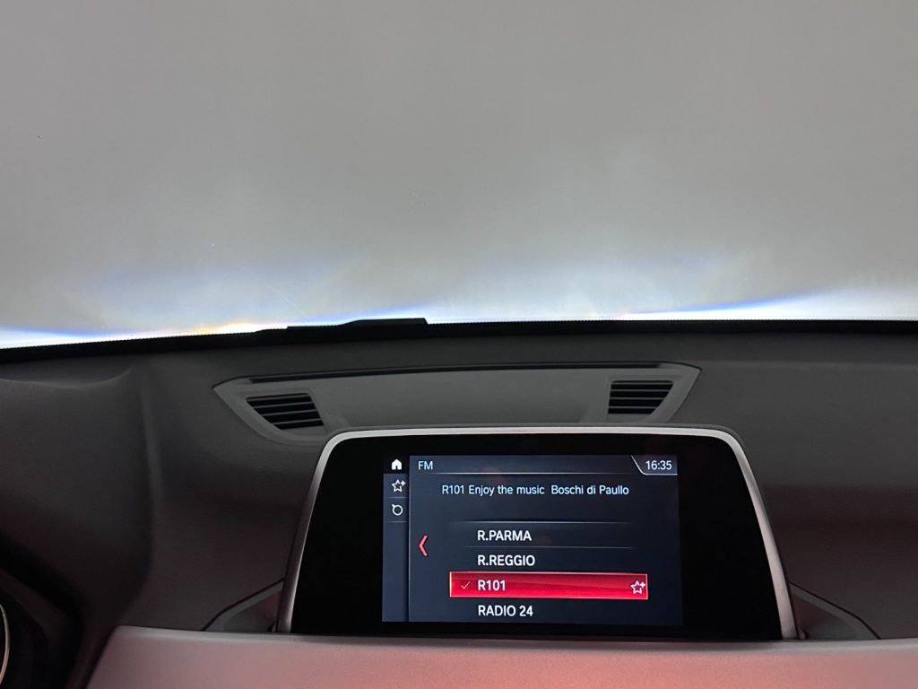 BMW X1 xDrive20d Advantage - 24