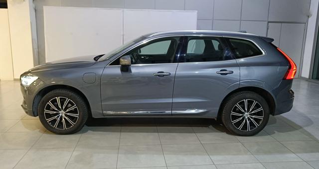 VOLVO XC60 T8 Recharge Plug-in Hybrid AWD Inscription Immagine 3