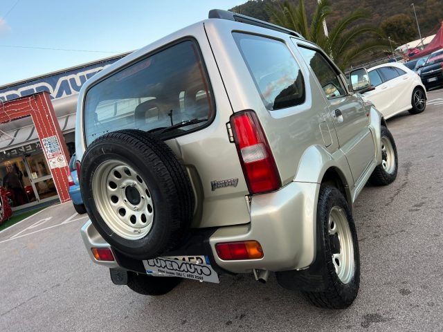 SUZUKI Jimny 1.3i 16V cat 4WD JLX Immagine 2