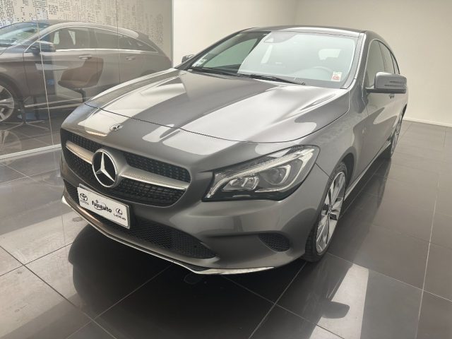 MERCEDES-BENZ CLA 200 d S.W. Automatic Sport Immagine 0