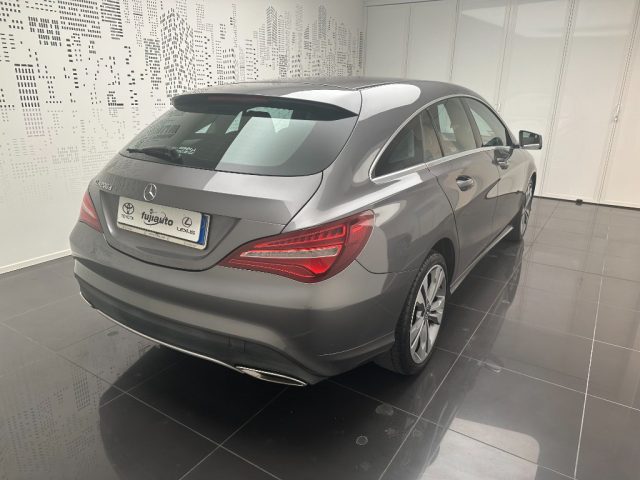 MERCEDES-BENZ CLA 200 d S.W. Automatic Sport Immagine 2