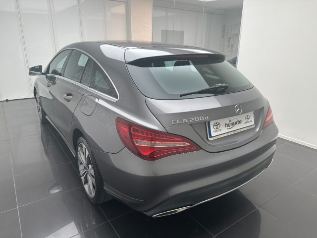 MERCEDES-BENZ CLA 200 d S.W. Automatic Sport Immagine 3