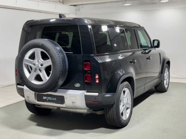 LAND ROVER Defender 110 2.0 SD4 AWD Auto S Immagine 4