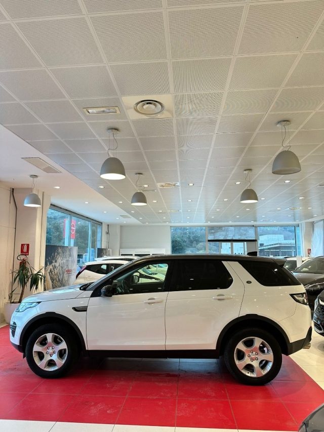 LAND ROVER Discovery Sport 2.0 eD4 150 CV 2WD HSE AUTOCARRO Immagine 1