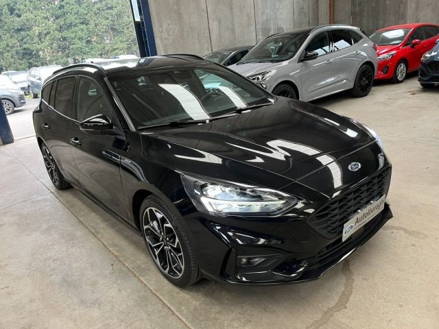 FORD Focus 1.0 EcoBoost 125 CV SW ST-Line Immagine 2
