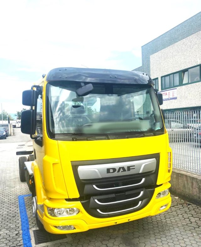 DAF LF 230 FA (12t) Immagine 1