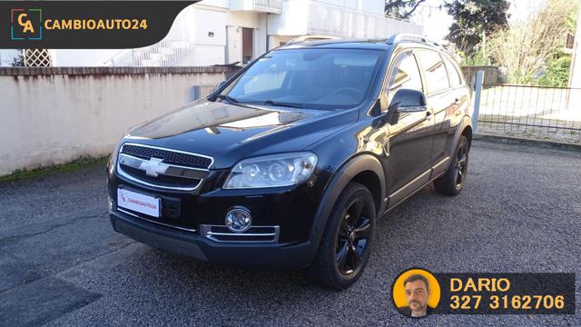 CHEVROLET Captiva 2.0 VCDi LTZ Immagine 3