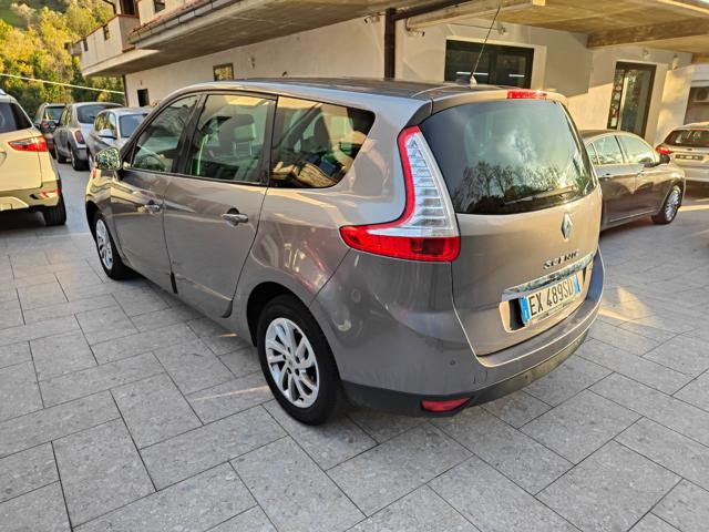 RENAULT Scenic Scénic 1.5 dCi 110CV Limited 7 posti Immagine 3