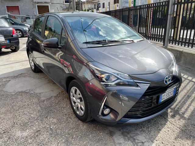 TOYOTA Yaris 1.0 5 porte Business Immagine 0