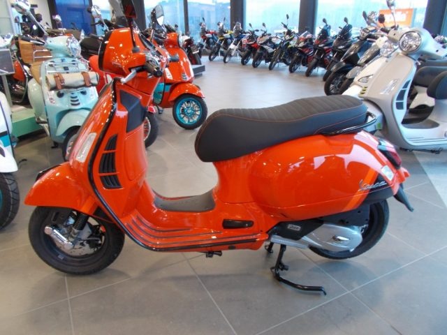 VESPA GTS 125 SUPERSPORT Immagine 0