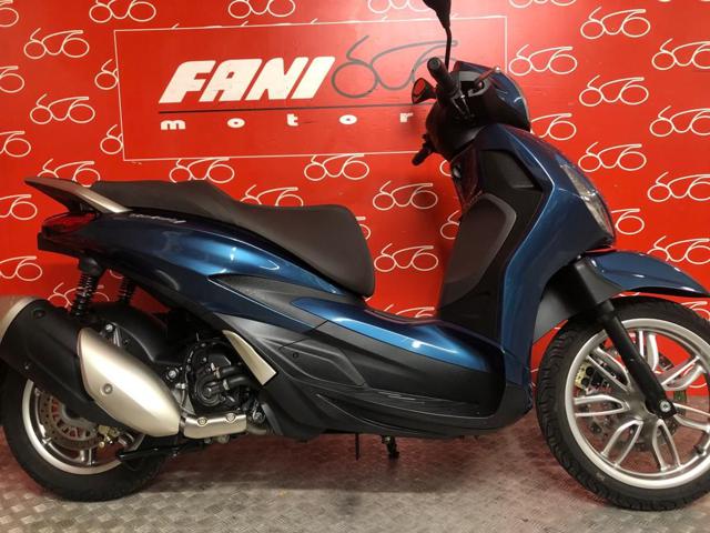 PIAGGIO Beverly 300 i.e. 2022 Immagine 1