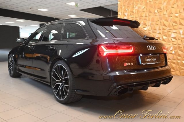 AUDI RS6 PERFORMANCE 4.0TFSI Q.TIP.DYNAM.PLUS CARBOCERAMICI Immagine 2