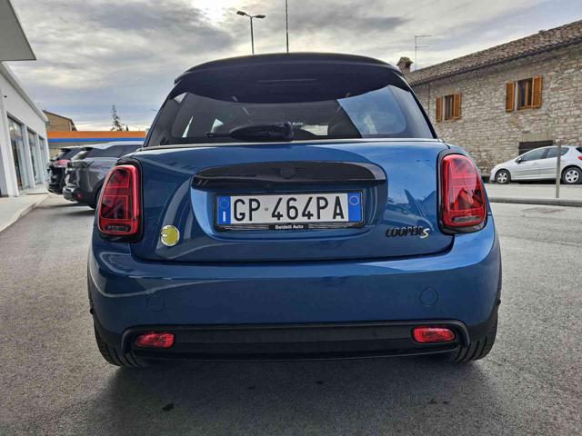 MINI Cooper SE Yours Immagine 4