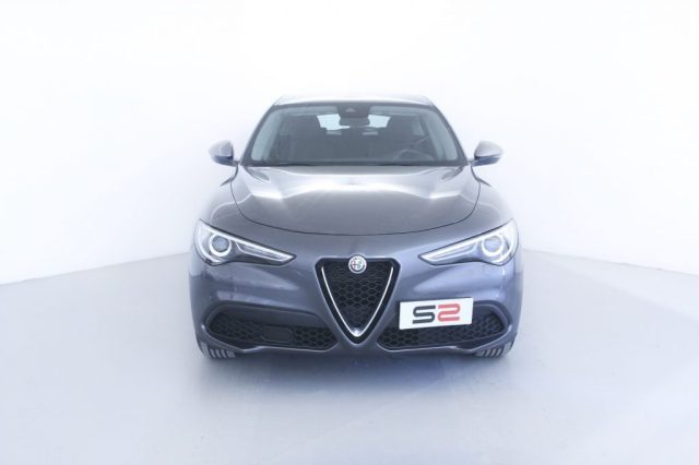 ALFA ROMEO Stelvio 2.2 Turbodiesel 190 CV AT8 RWD Business/NAVIGATORE Immagine 3