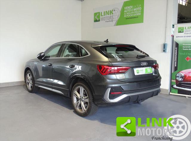 AUDI Q3 SPB 45 TFSI e S-Tronic S-Line Immagine 1