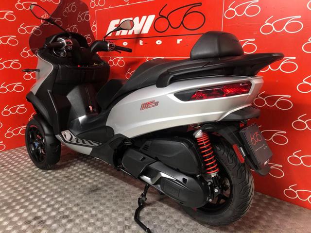 PIAGGIO MP3 400 Immagine 3