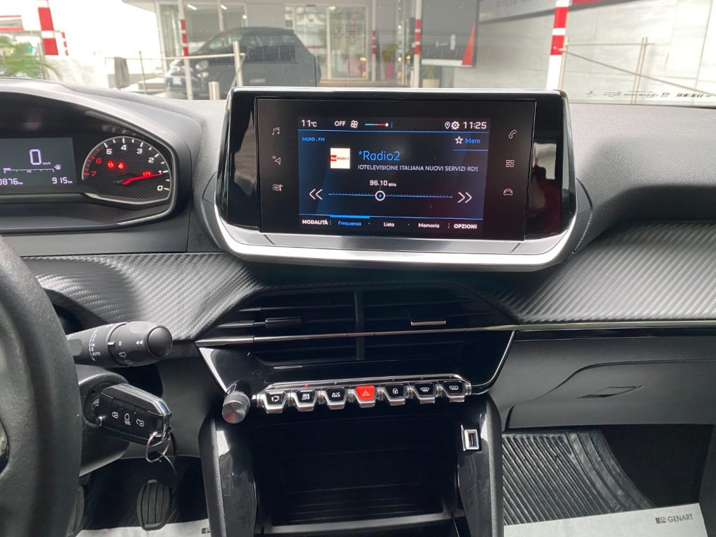 PEUGEOT 2008 PureTech 100 S&S Active Pack - 13