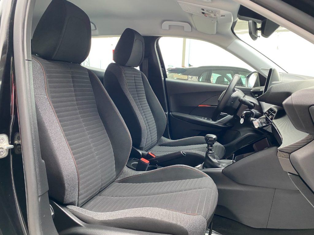 PEUGEOT 2008 PureTech 100 S&S Active Pack - 16