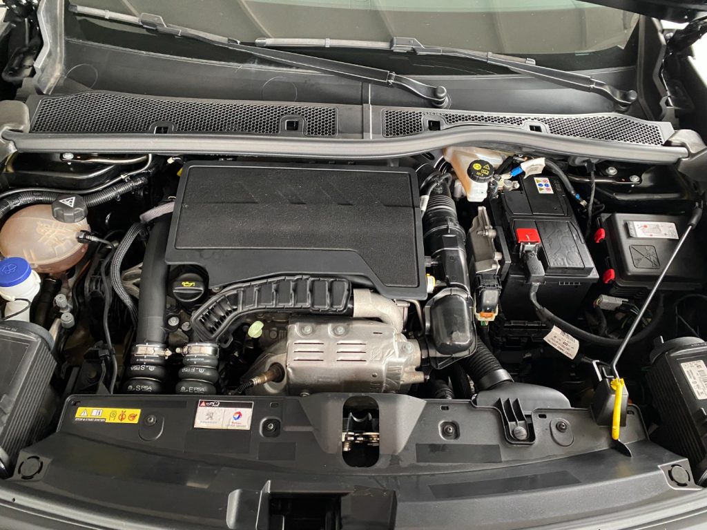 PEUGEOT 2008 PureTech 100 S&S Active Pack - 20