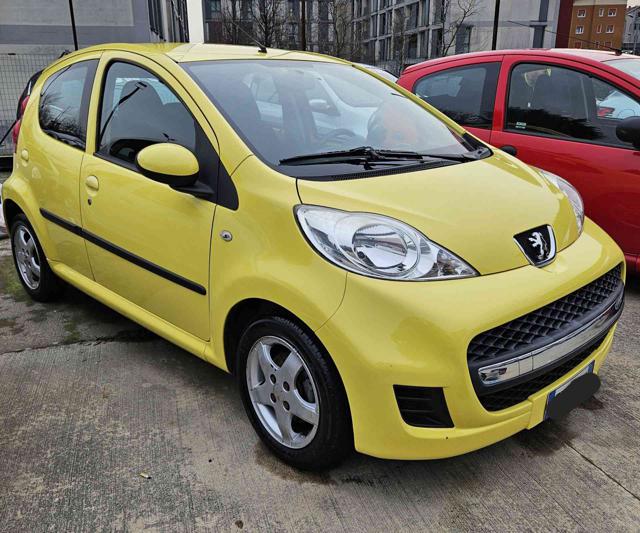 PEUGEOT 107 1.0 68CV 5p. Urban Move NEOPATENTATI OOOK Immagine 0