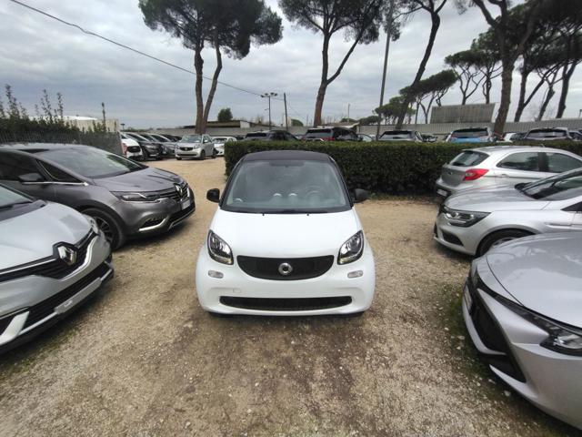 SMART ForTwo 1.0cc 71cv BLUETOOTH CRUISE CONTROL CERCHI LEGA Immagine 1