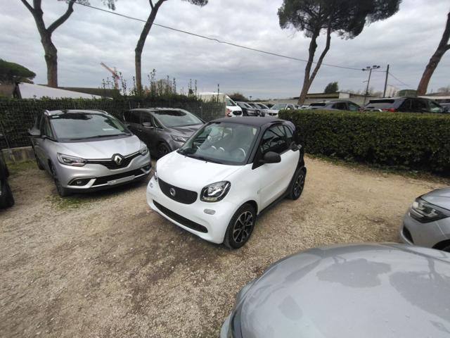 SMART ForTwo 1.0cc 71cv BLUETOOTH CRUISE CONTROL CERCHI LEGA Immagine 2