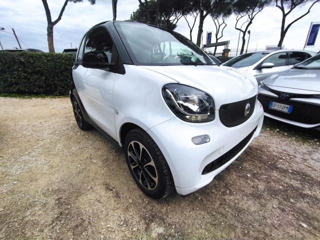 SMART ForTwo 1.0cc 71cv BLUETOOTH CRUISE CONTROL CERCHI LEGA Immagine 3