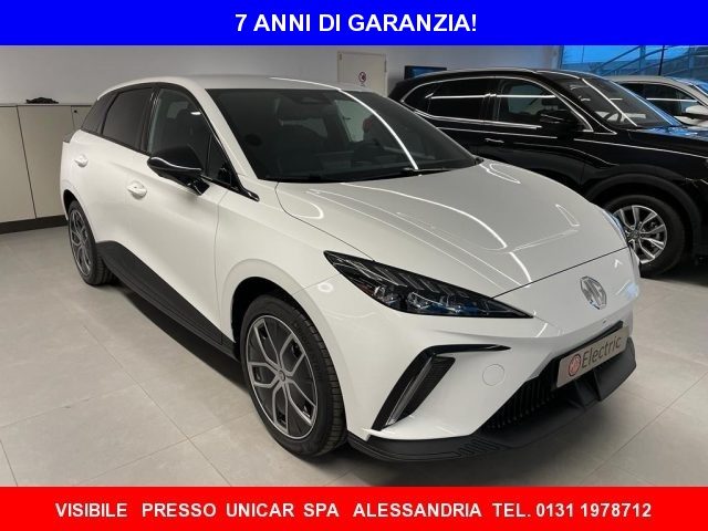 MG MG4 64kWh LUXURY 2WD 100% ELETTRICA, PRONTA CONSEGNA! Immagine 2