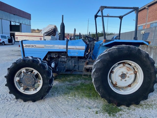 LANDINI 8830 DT QUATTRO CILINDRI ORE 9.249 Immagine 2