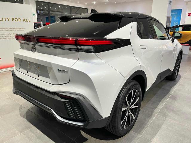 TOYOTA C-HR 2.0 HV Trend Immagine 2