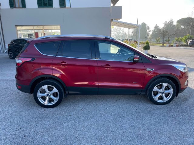 FORD Kuga 2.0 TDCI 150 CV S&S 4WD Titanium Immagine 4