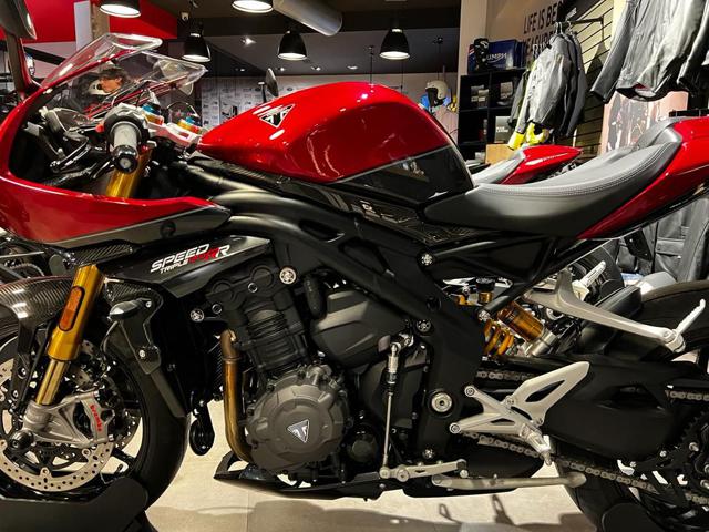 TRIUMPH Speed Triple 1200 RR Immagine 1