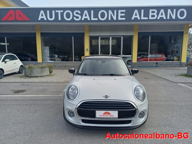 MINI Cooper 1.5 Cooper Business TETTO NERO  3P Immagine 1