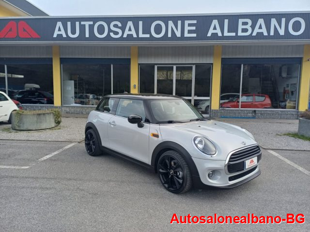 MINI Cooper 1.5 Cooper Business TETTO NERO  3P Immagine 2